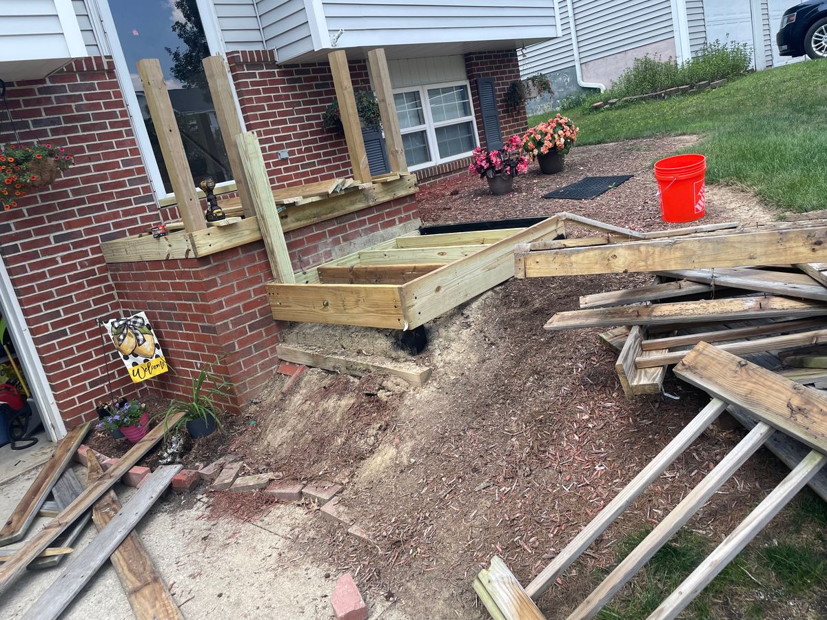 Demolition for Fixin’ Hixson’ in Medina, OH