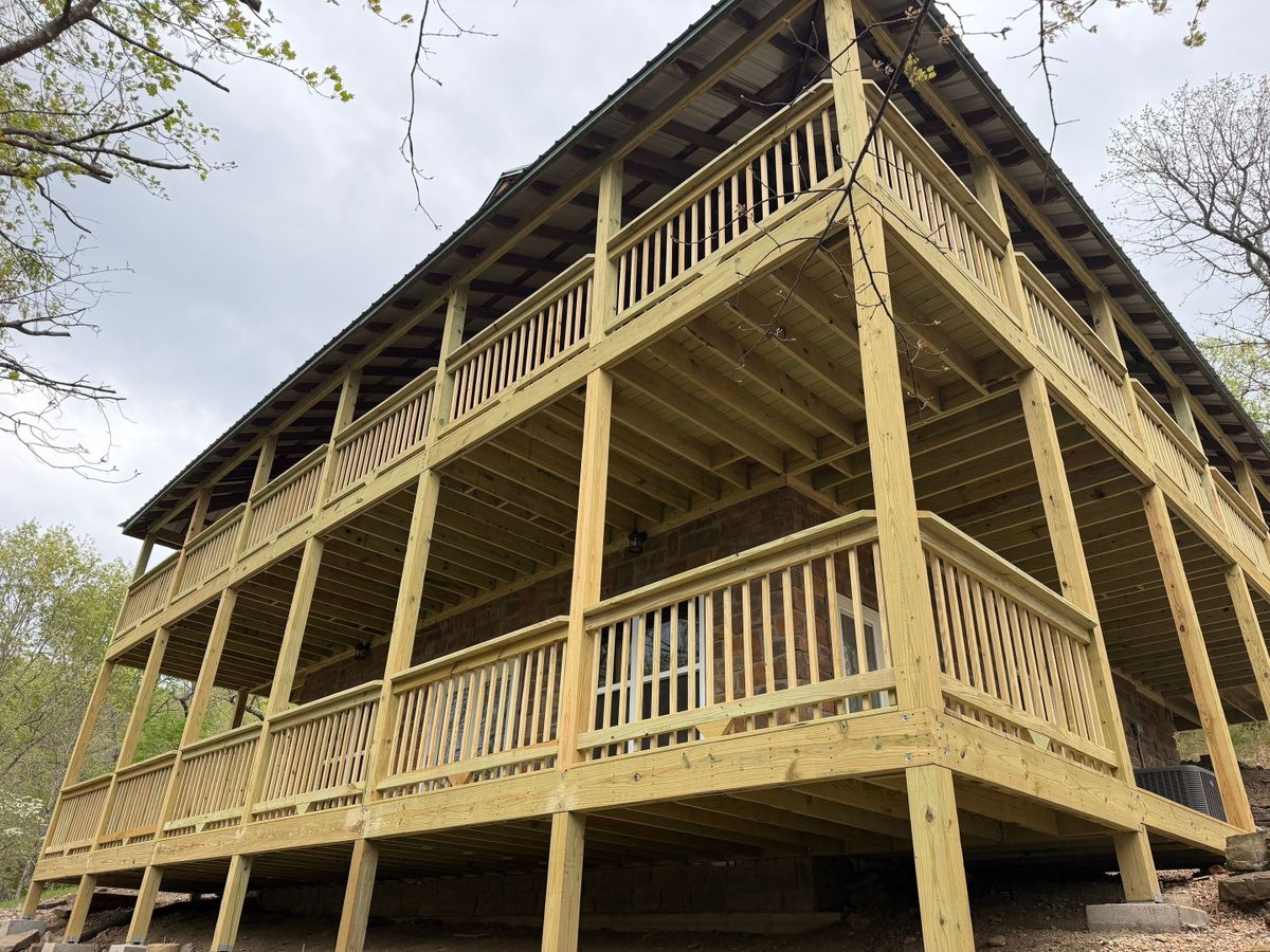 Handrails for Natural State Deck Builders in Pea Ridge, AR