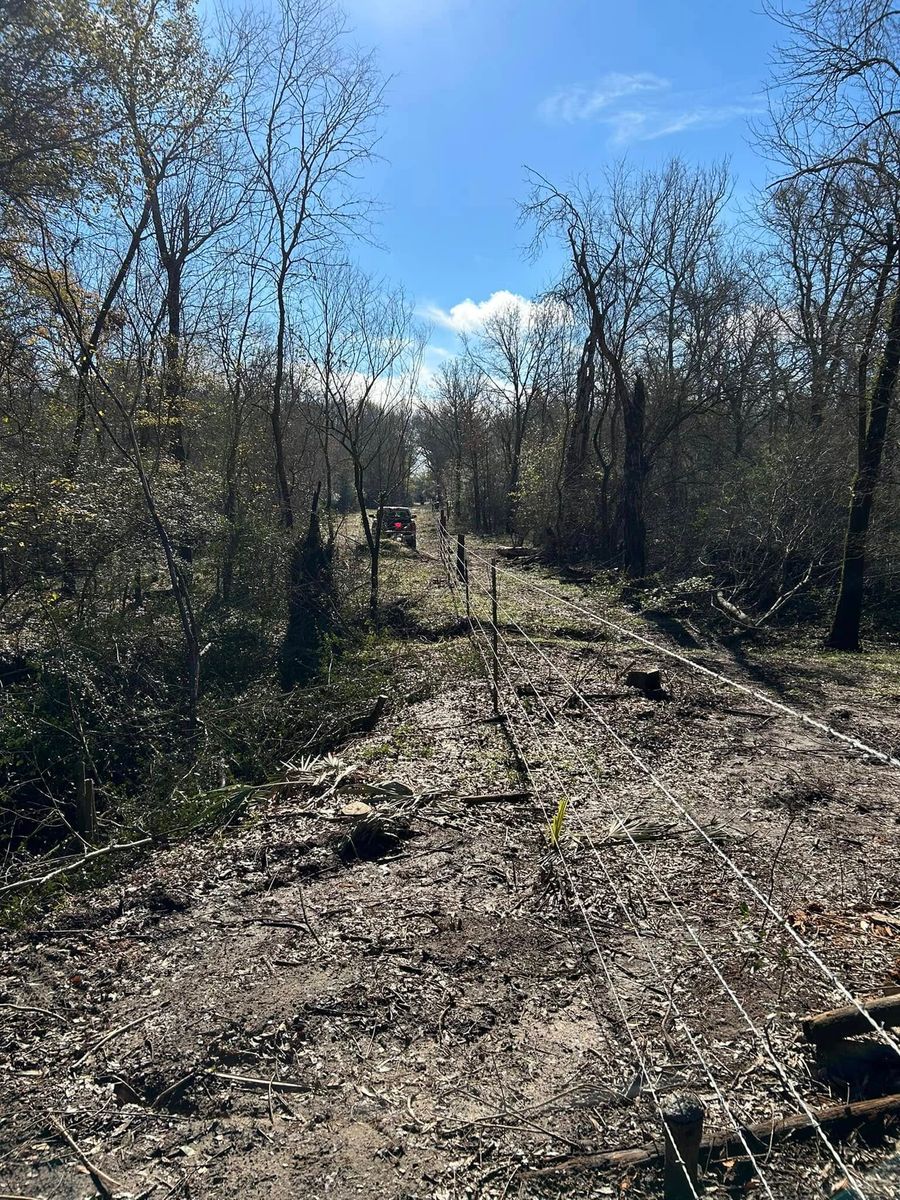 Fencing for 5-7 Fencing & Construction in Madisonville, TX