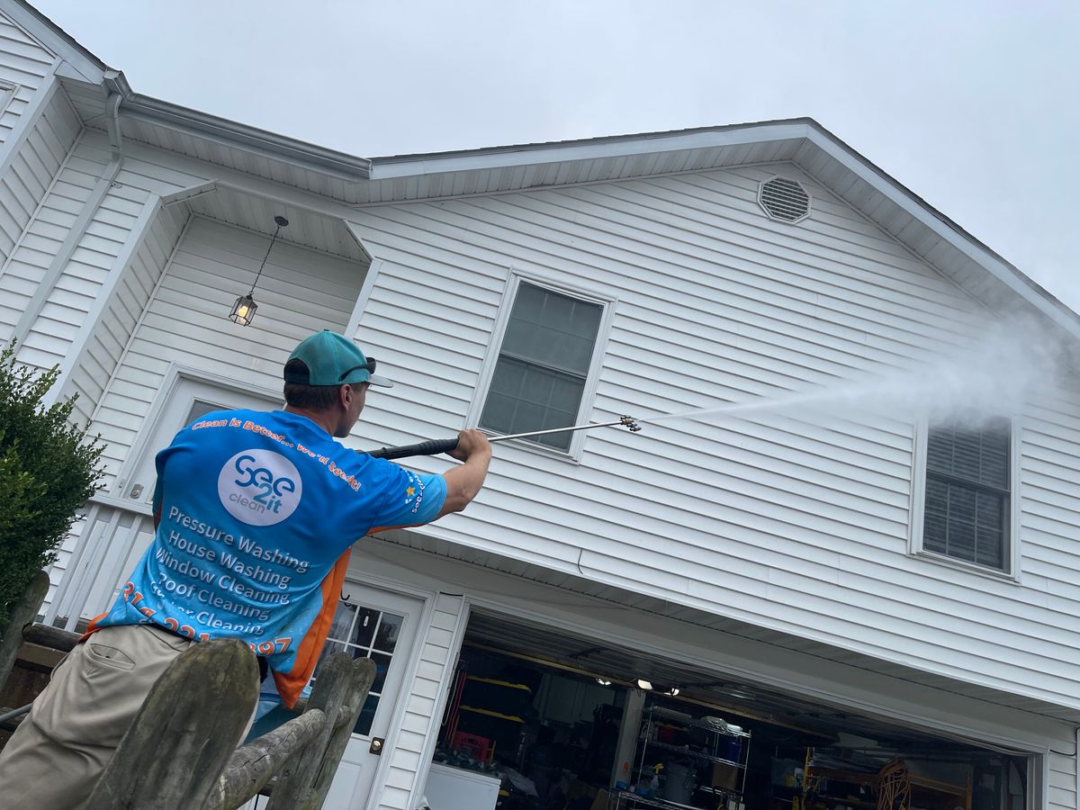 House Washing for See2it Clean in St Louis, MO