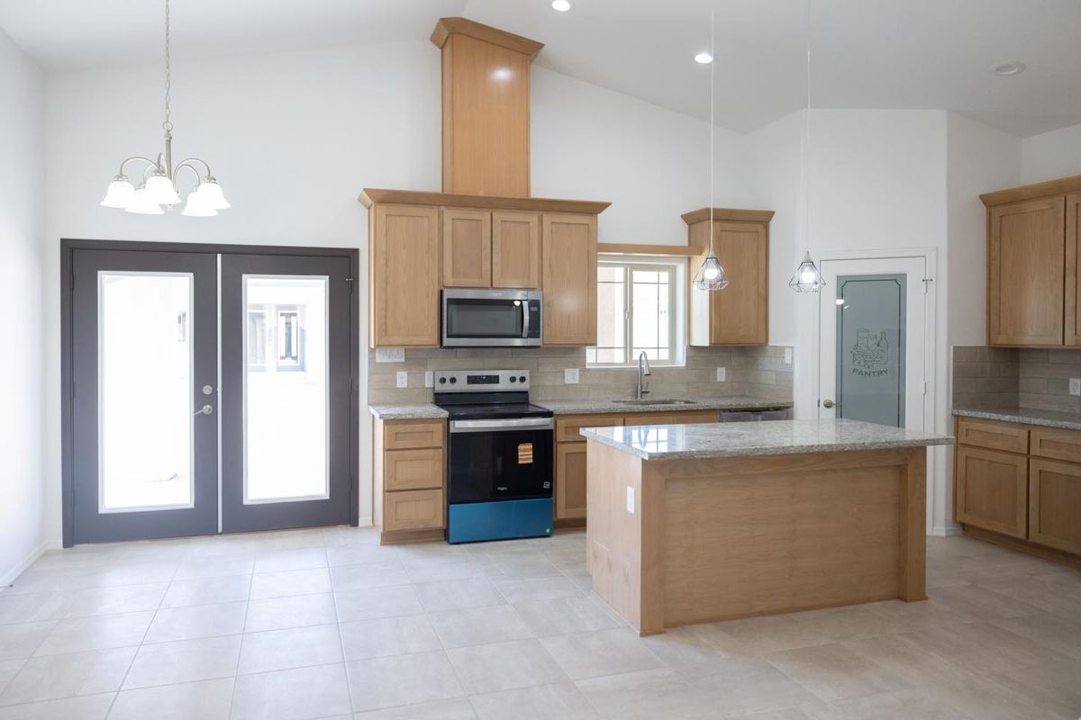 Remodeling Services for LRC Construction in Yuma County, AZ