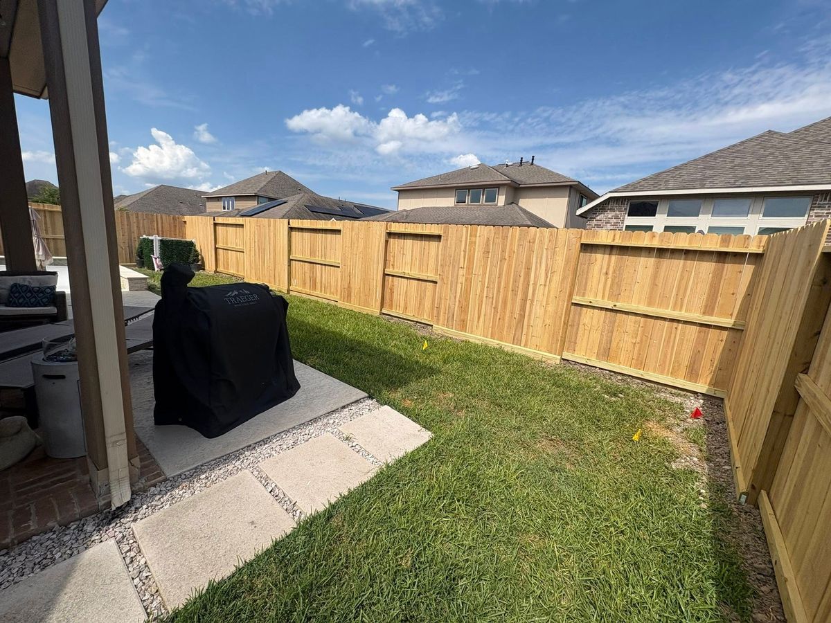 Fence Installation for Longhorn Fence & Land Development in Webster, TX