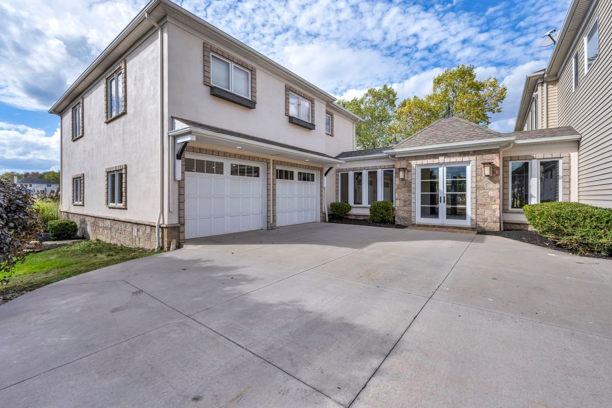 Interior/Exterior Painting for ForeverHome RE in Cleveland, OH