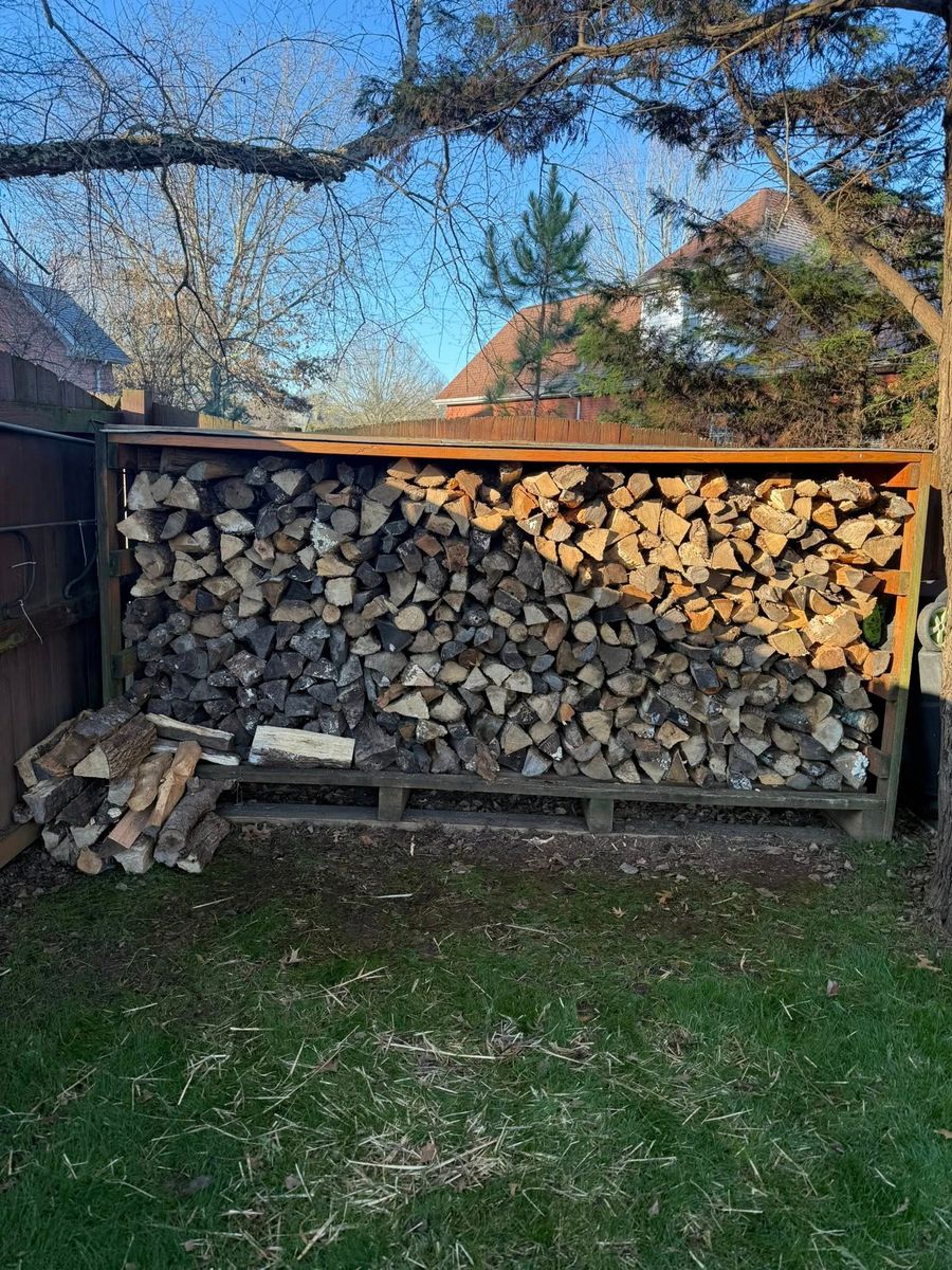 Firewood Delivery for Arnold’s Outdoor Solutions in Woodbury, TN