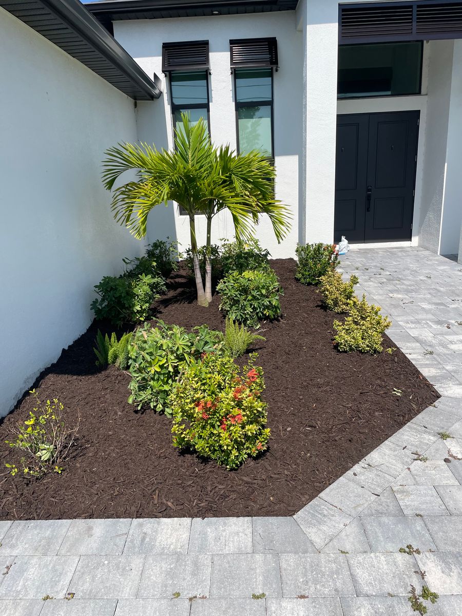 Mulch and rocks installation for BH Lawn and Landscape in Fort Myers, FL