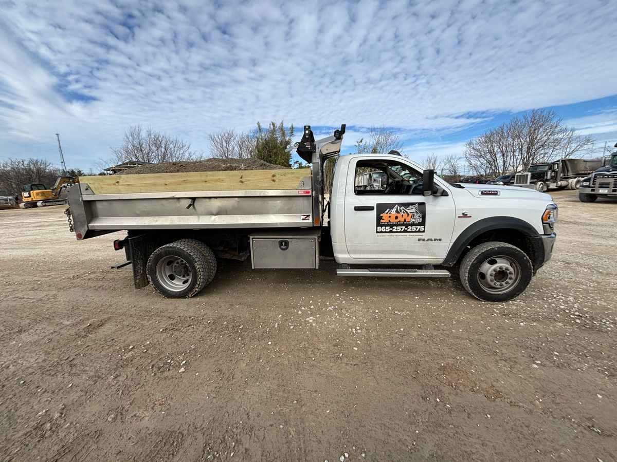 Material Hauling for Three Rivers Dirt Works LLC in Knoxville, TN