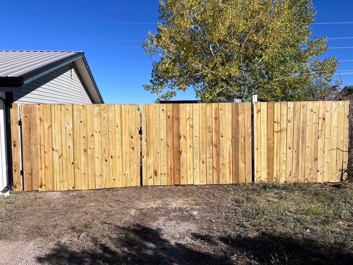 Fence Installation for DS Industries in Gillette, WY