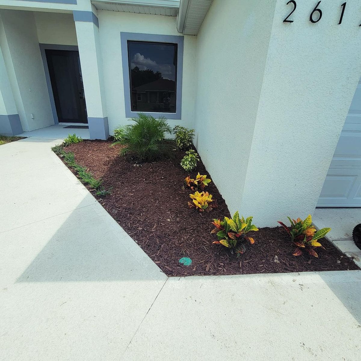 Mulch Installation for Green Pastures Lawn Services LLC in Golden Gates Estates, FL