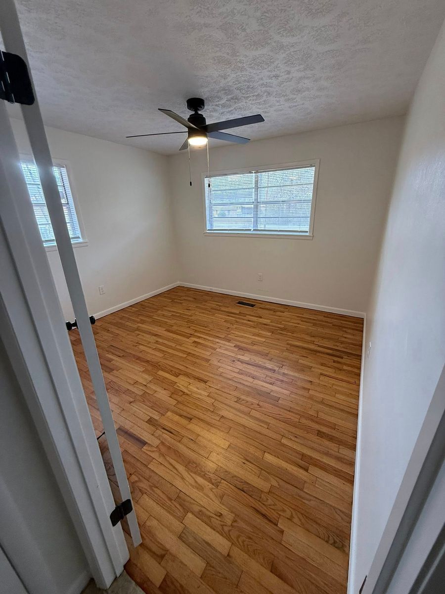 Painting for Southland Fencing and Construction in Anniston, AL