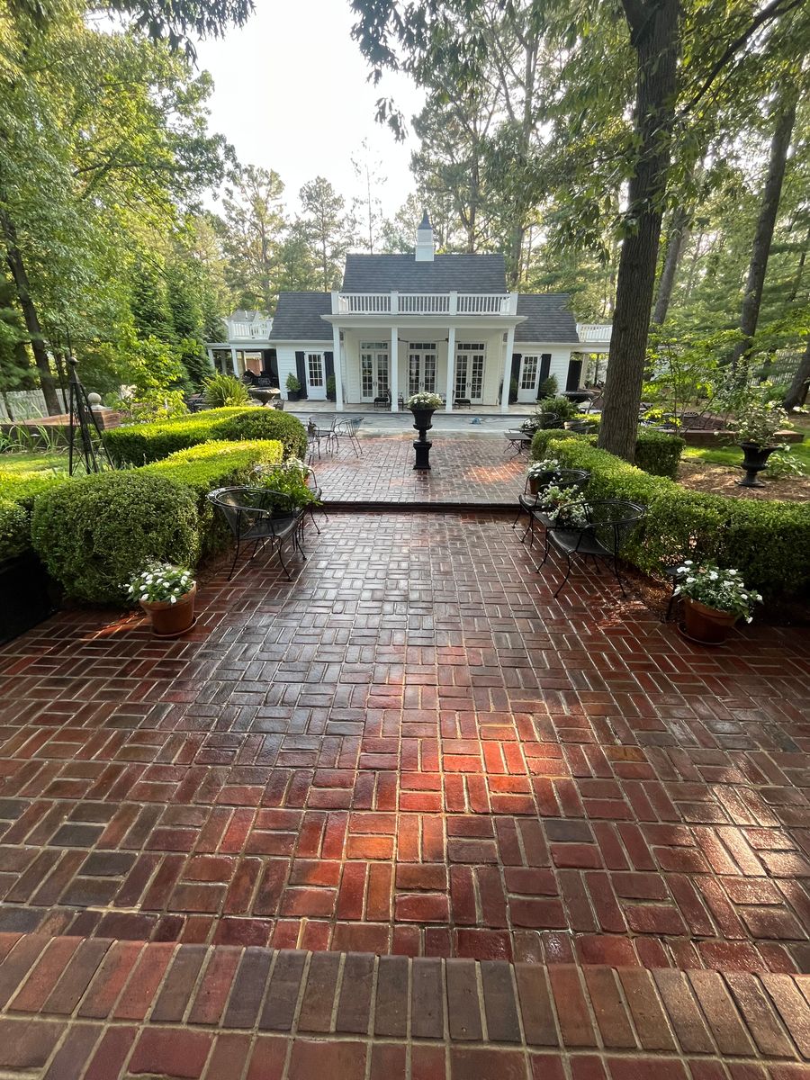 Deck & Patio Cleaning for Diamond Shine Pressure Washing in Paducah, KY