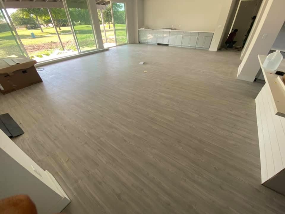 Floor Repair for Robledo’s LoneStar Flooring in Kyle, TX