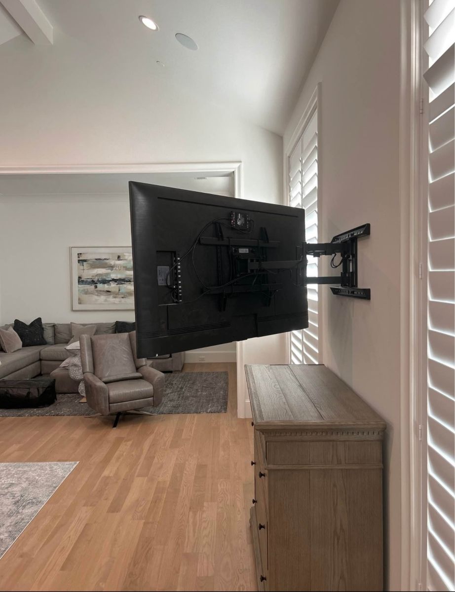 TV mounting for Light It Up AV and Turf in Keller, TX