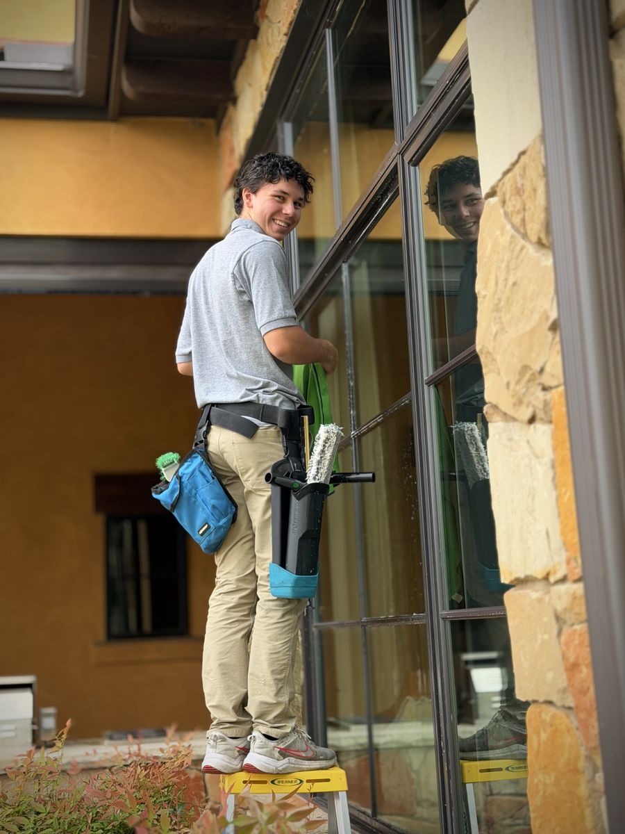 Window Cleaning for House Beautiful Home Services in Austin, TX