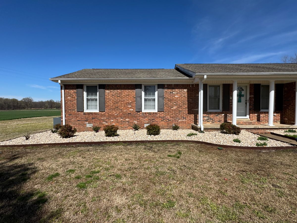 Mulch Installation for Greenscape Solutions in Milan, TN
