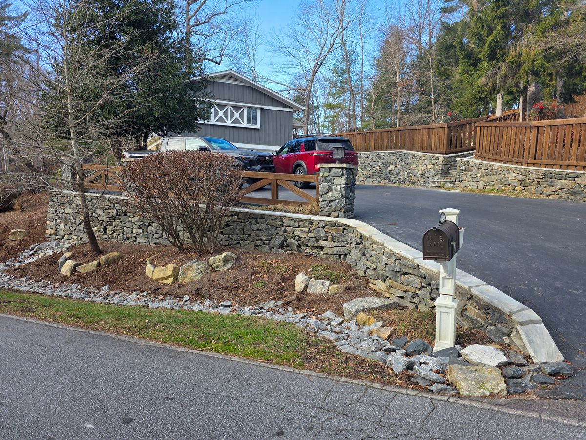retaining walls for Acosta's Stone Work in Henderson, NC