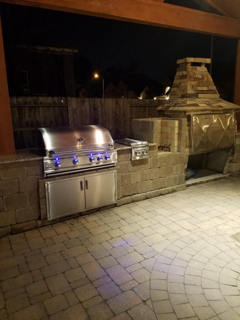 Hardscaping for Atlas Land Design in Creekside Park, TX