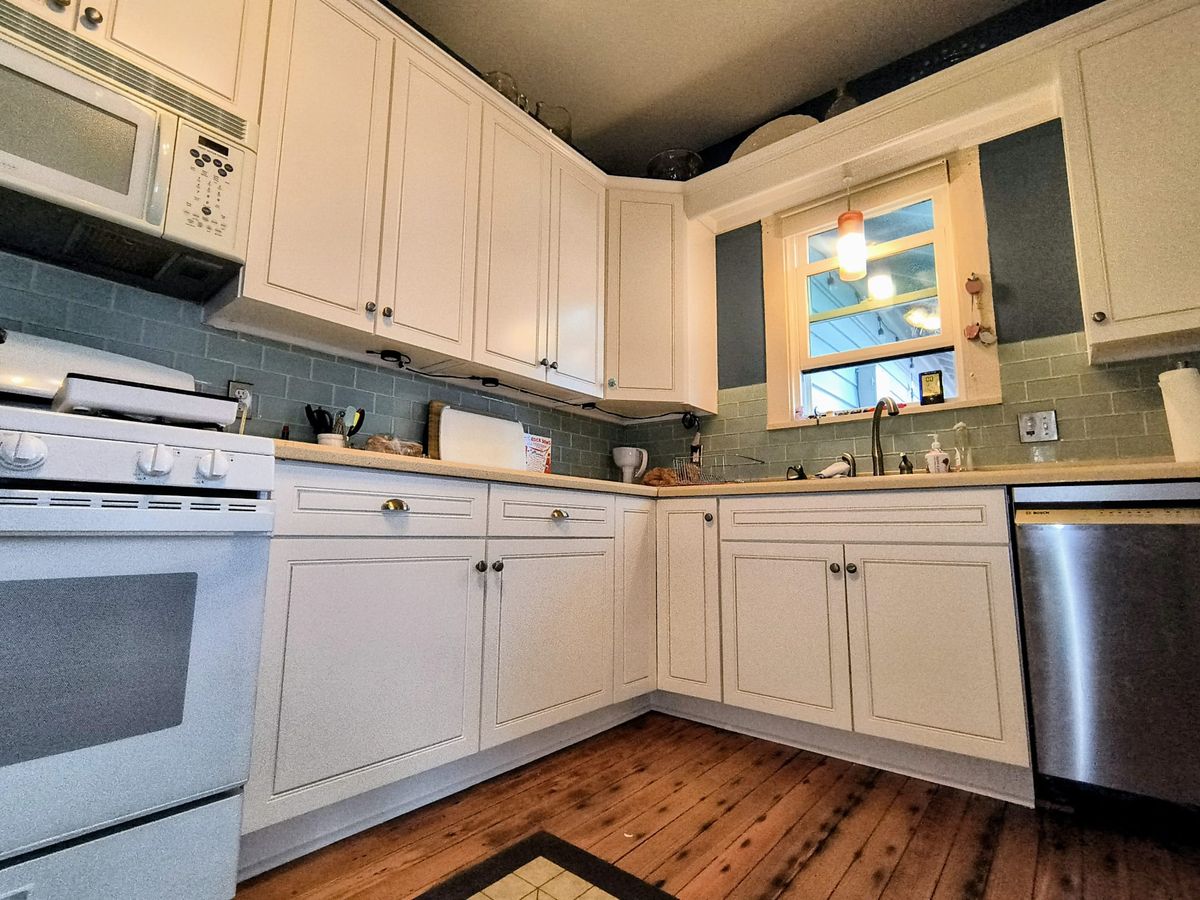 Kitchen and Cabinet Refinishing for Eagle Five Stars Painting in Brazos Valley, TX
