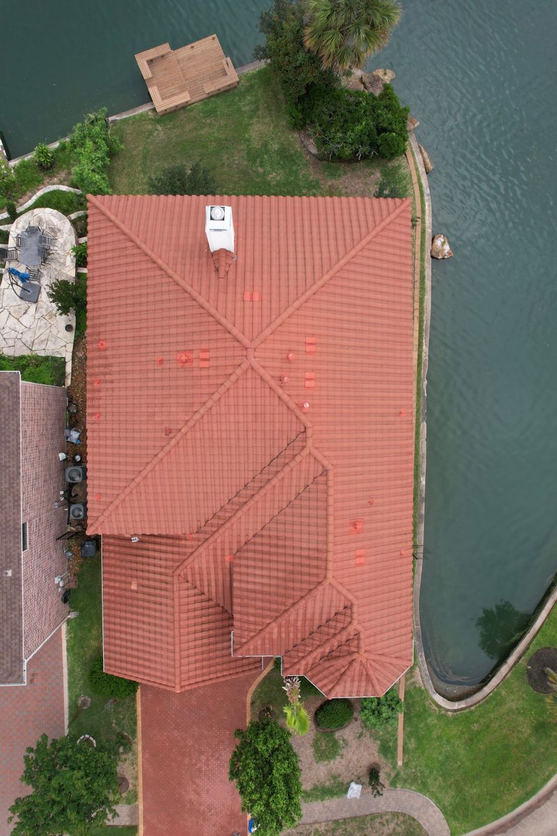 Residential Roof Cleaning for Power Pressure Wash in Houston, TX