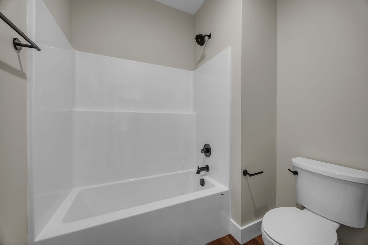 Custom Homes for Ridgeline Construction in Hiddenite, NC