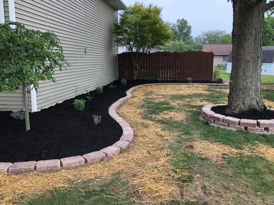 Mulch Installation for F&L Landscaping in Decatur, IN