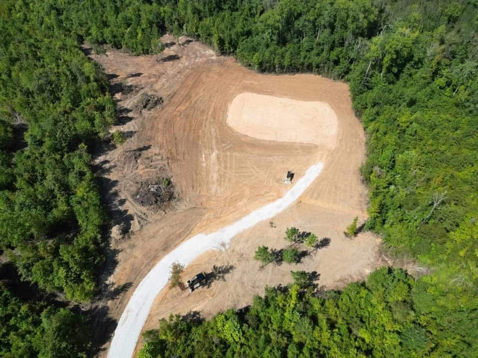 Gravel Driveways for DC Construction Company LLC in Clanton, AL