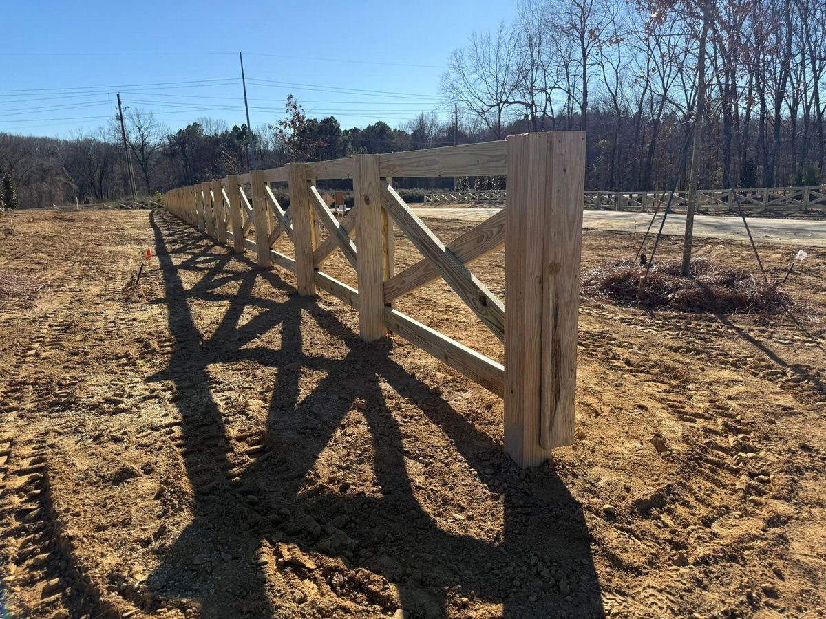 Custom Fence Design for Manning Fence, LLC in Hernando, MS