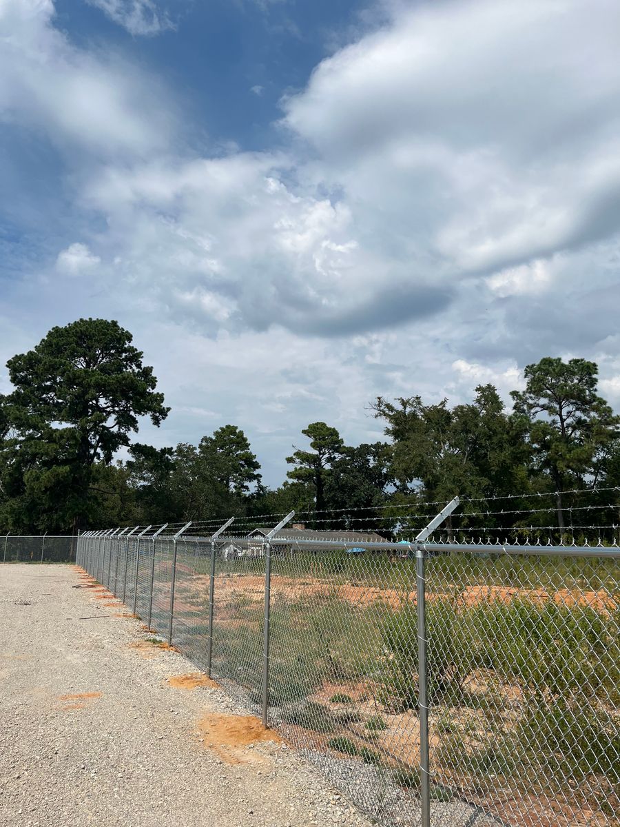 Commercial Fencing for JR Fences in Dallas, TX