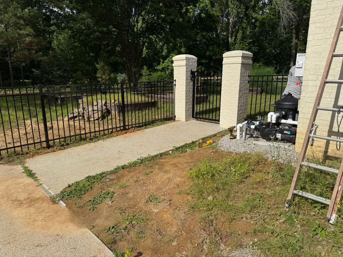 Ornamental Aluminum/Steel Fence for Manning Fence, LLC in Hernando, MS