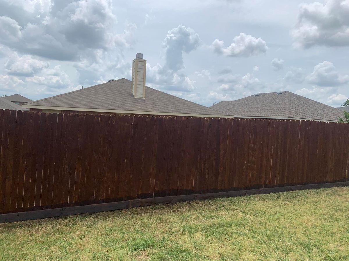 Fencing for Browner's Construction in Carrollton, TX