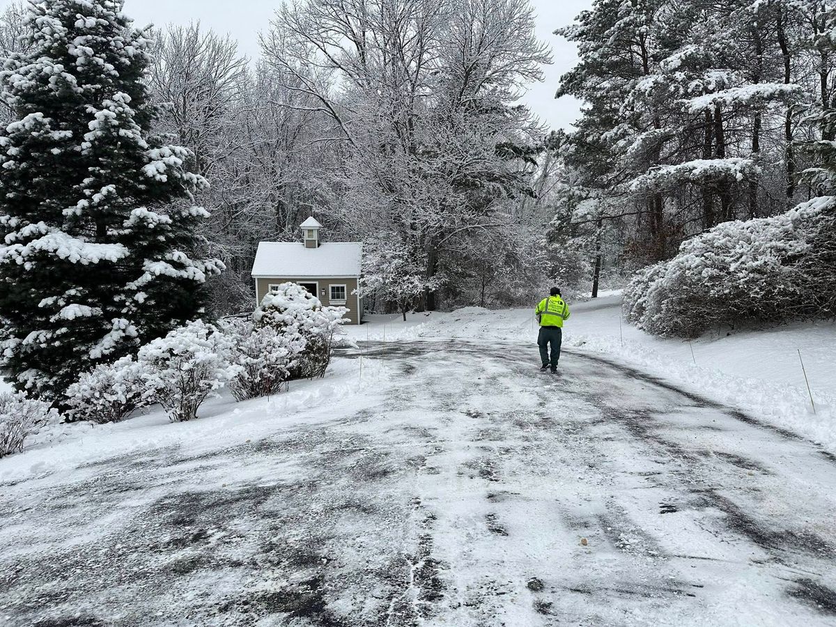 Snow Removal for Saavedra & Sons Landscaping in Waltham, MA