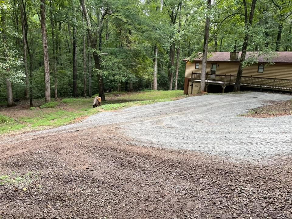 Gravel for KLNAX Enterprises Inc. in Social Circle, GA