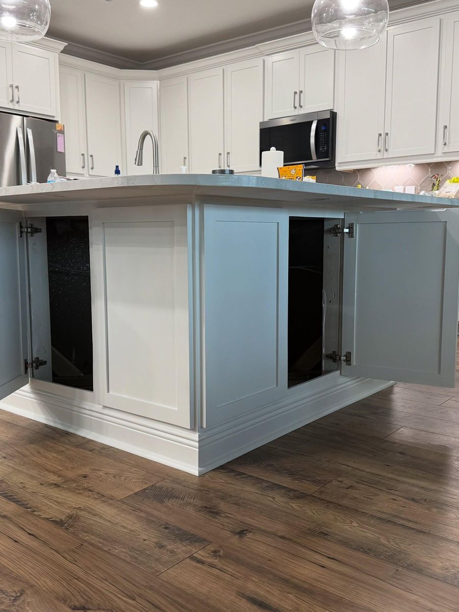 Cabinets for The Surfing Carpenter in Lynn Haven, FL