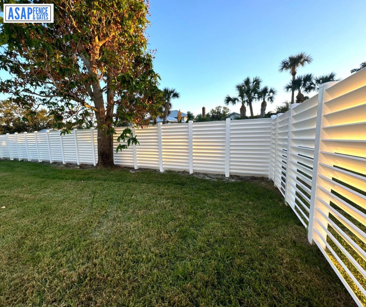Vinyl Fence Installation for ASAP Fence & Gates - Central, FL in Leesburg, FL