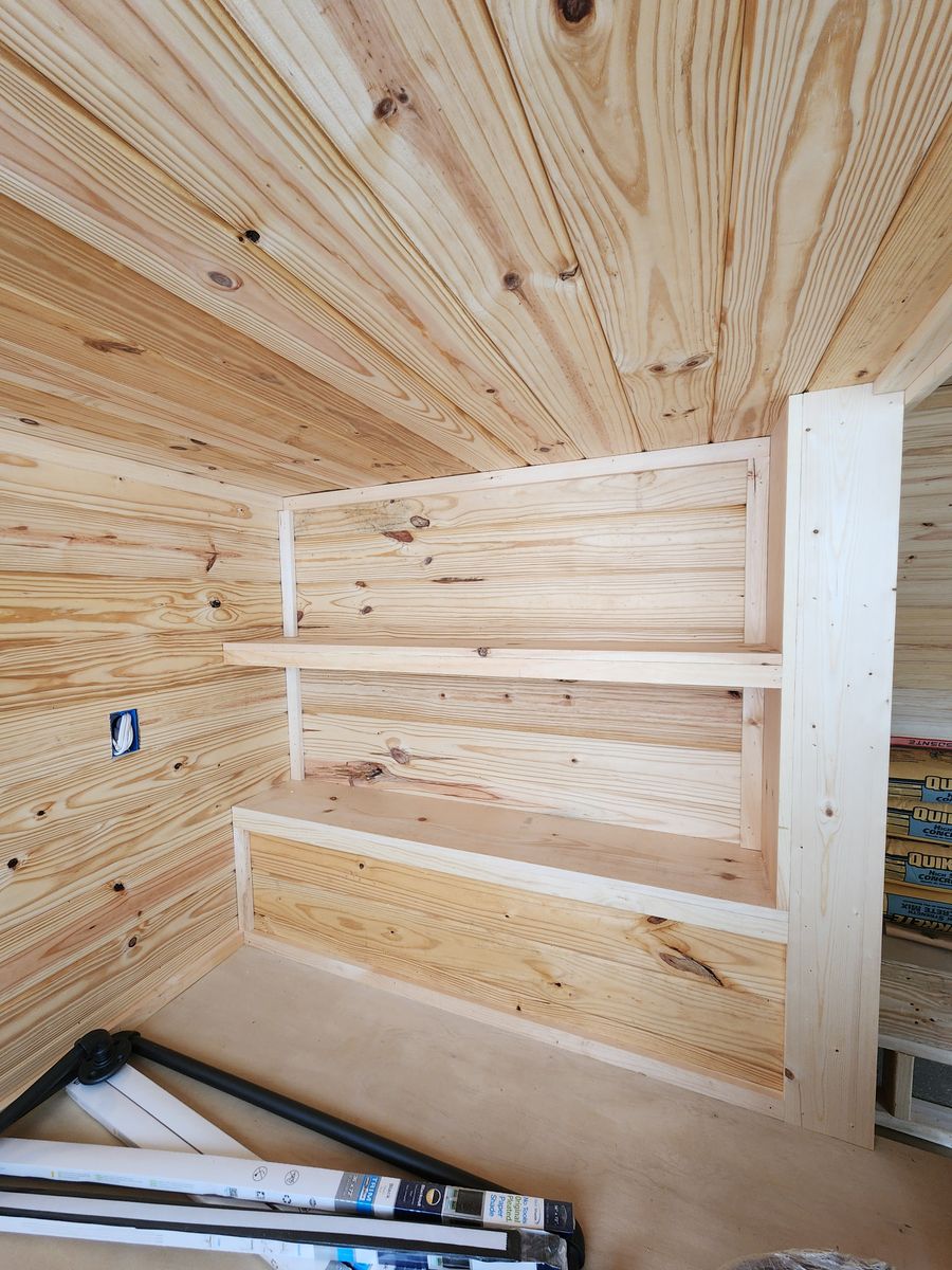 Carpentry for Castaneda Home Services  in Gainesville, GA