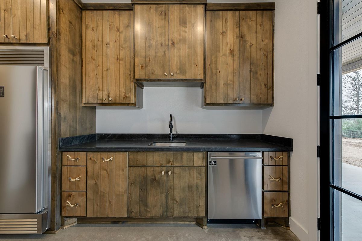 Custom Home Design for CWC Custom Homes & Barndominiums in Snook, TX