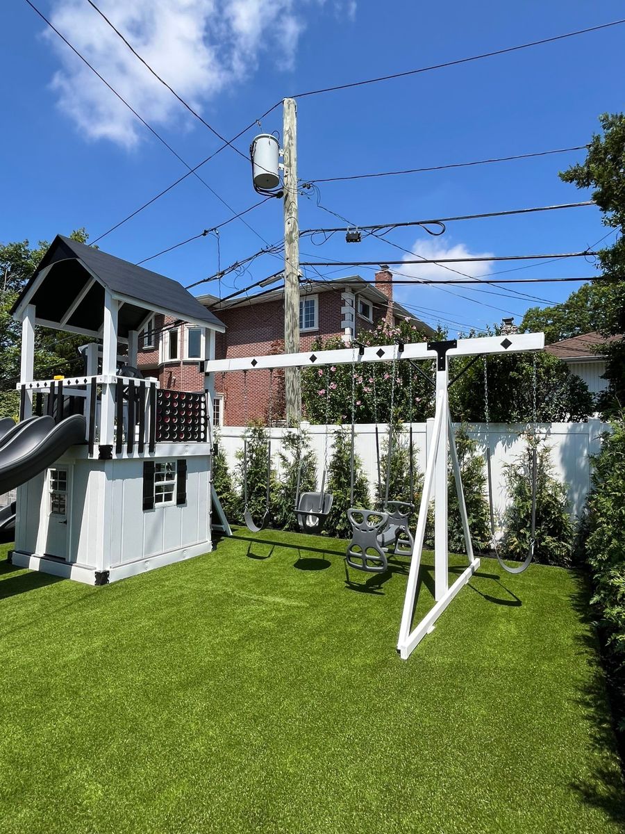 High End Residential Design & Install for Elegant Lawns & Landscaping in Inwood, NY