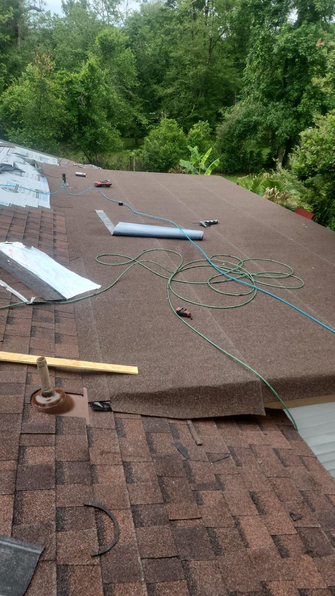 Roofing Replacement & Repairs for Mastercraft Ventures LLC in Conroe, TX