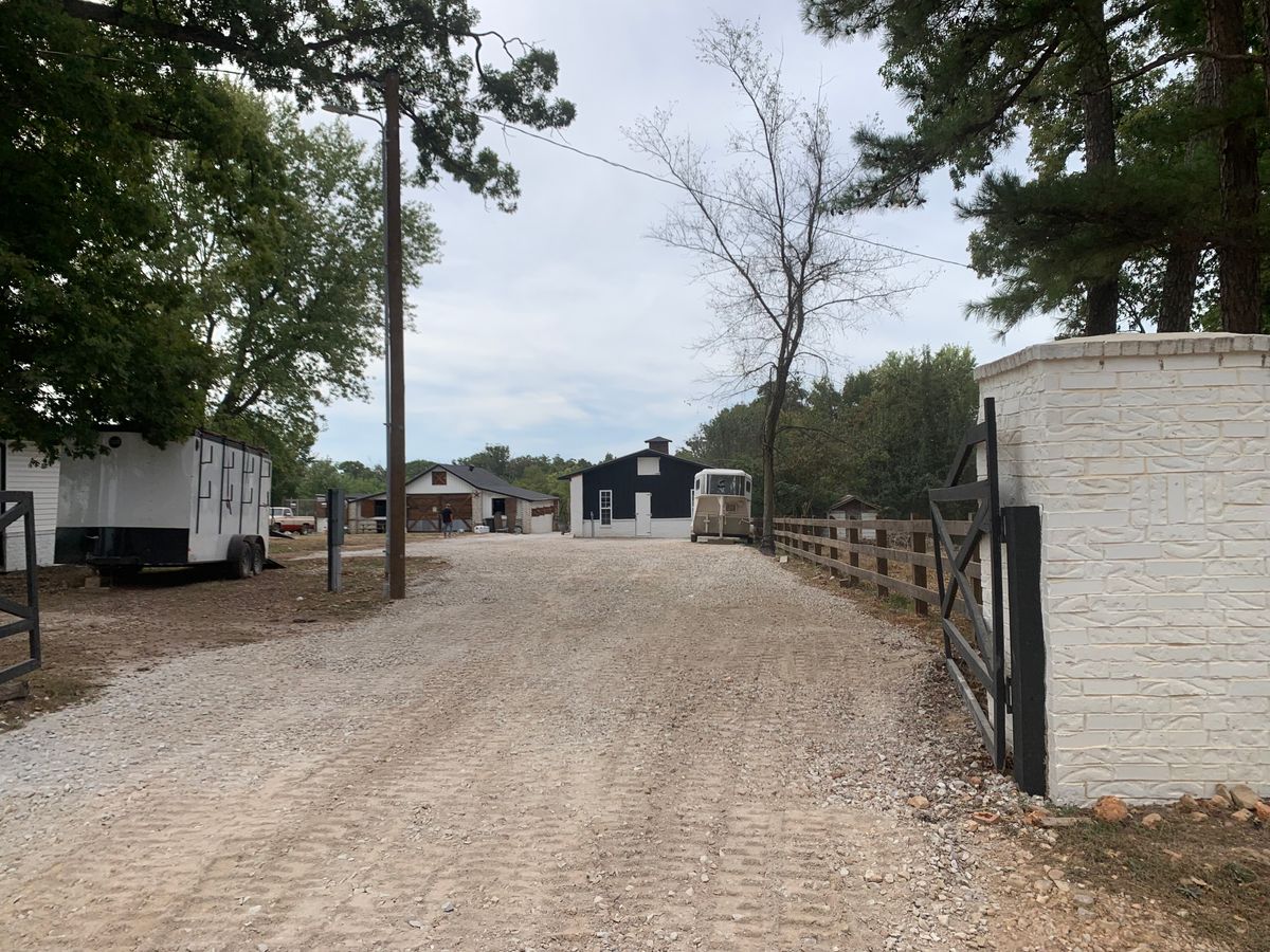 Dirt Work for Apex Contractors LLC in Fayetteville, AR