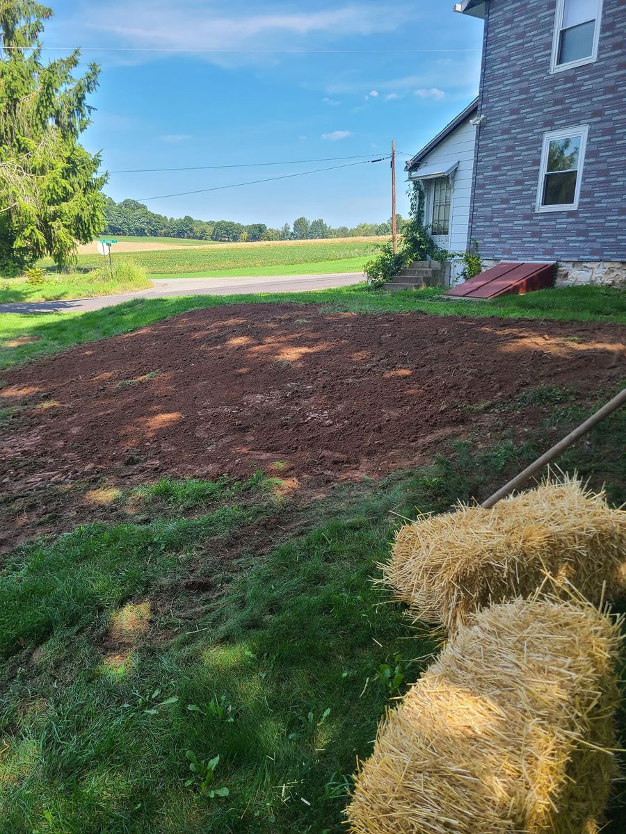 Site Grading for Heckman Hauling & Excavating in Nescopeck, PA