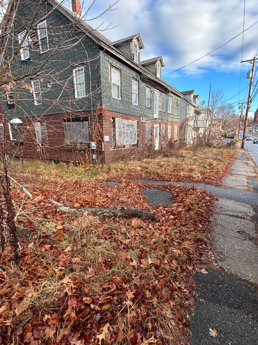 Fall/Spring Cleanups for Harper’s Landscaping & Mowing in Ware, MA