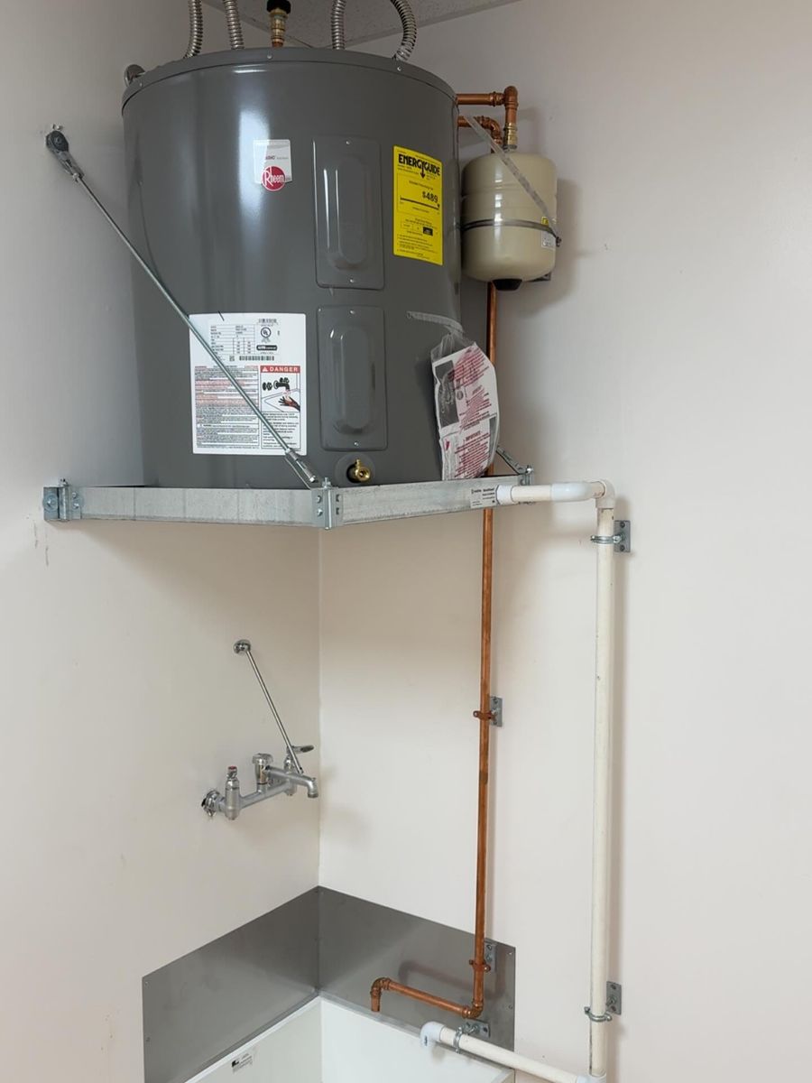 Water Heater Services for Salazar Plumbing Services Co LLC in Garland, TX