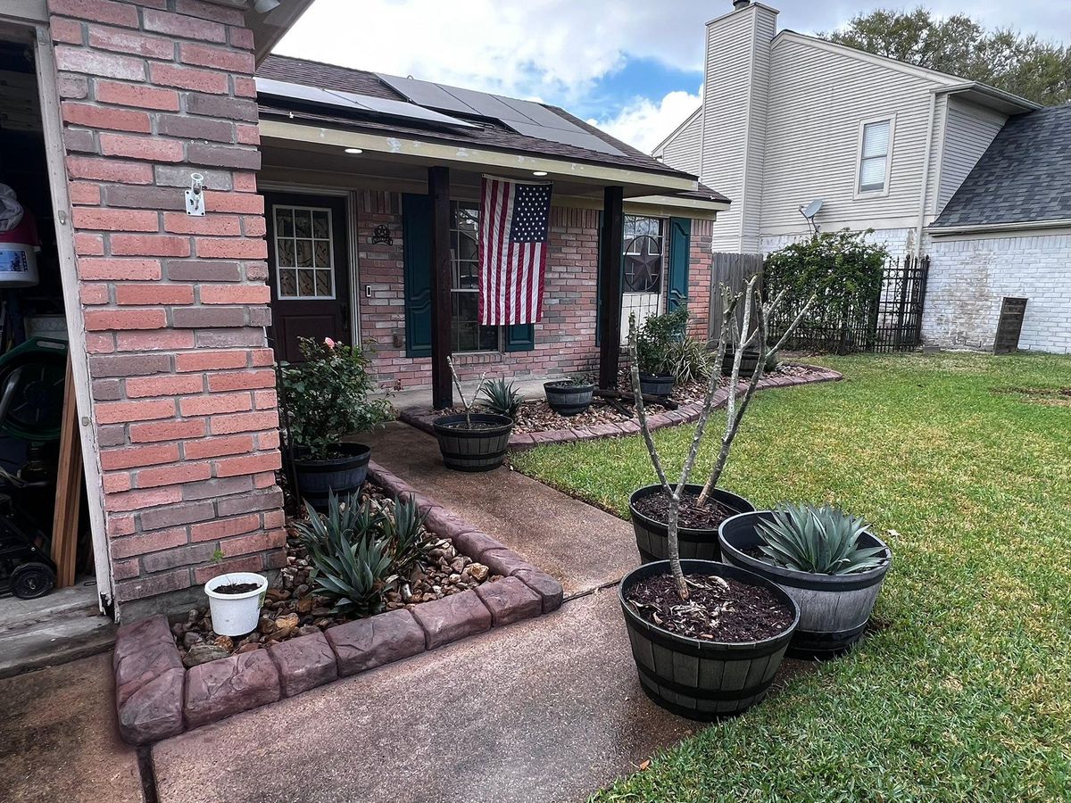 Landscaping for Texas Curb N Borders in Houston, TX