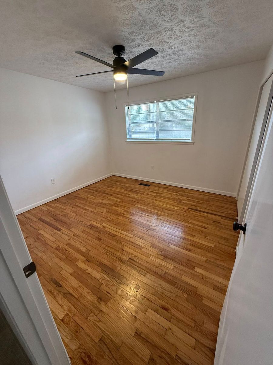 Painting for Southland Fencing and Construction in Anniston, AL