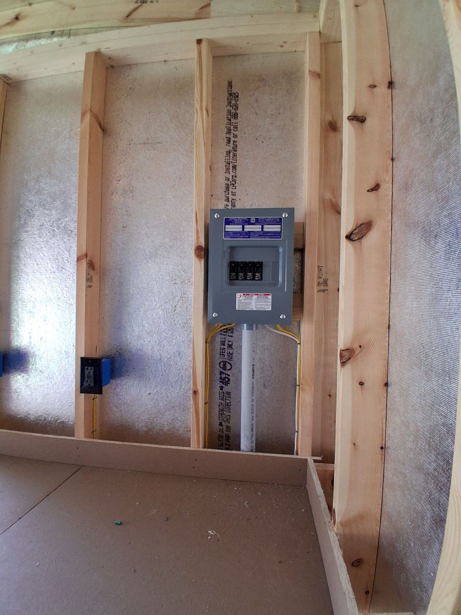 Circuit Breaker Installation and Repair for Flash Gordon Electric LLC in Hope Mills, NC