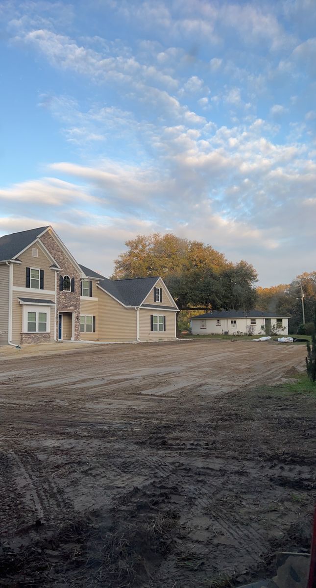 Grading for Davis Contracting & Site Work in Adams Run, SC