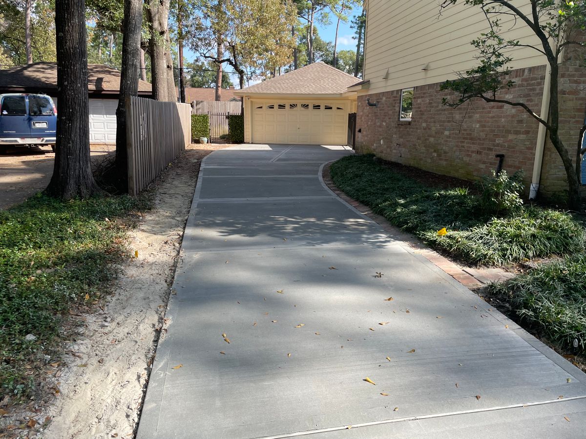 Houston Concrete Driveway Replacement for Texas Bay Concrete in Houston, TX
