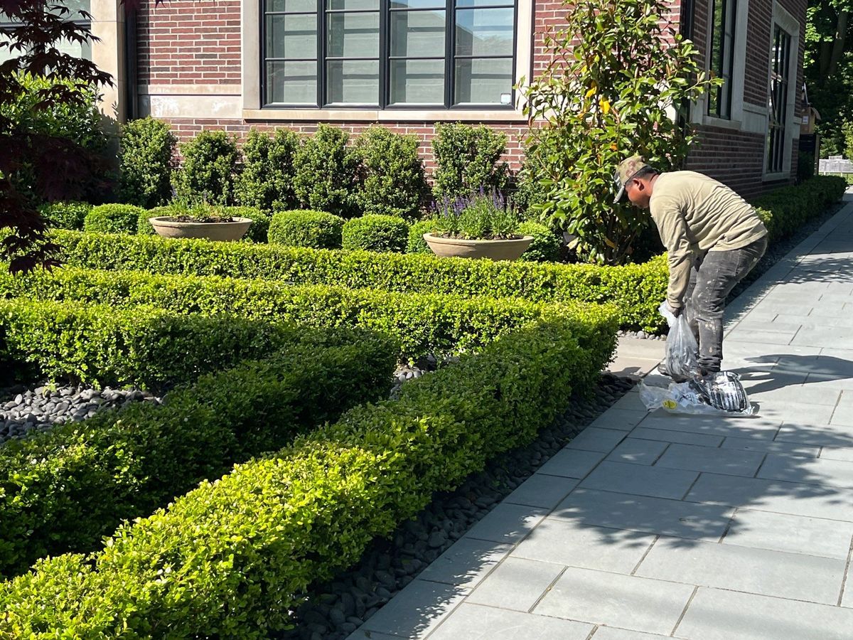 High End Residential Design & Install for Elegant Lawns & Landscaping in Inwood, NY