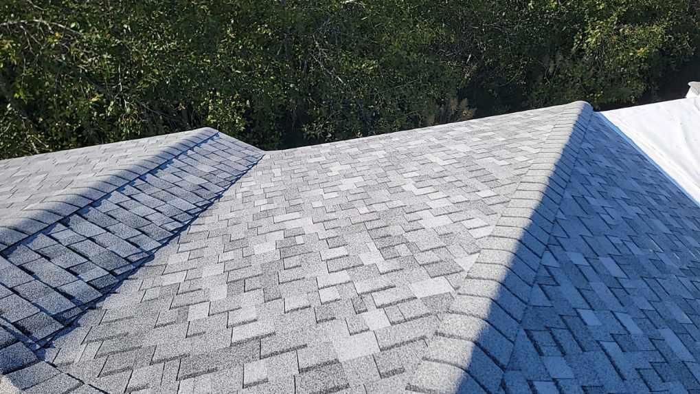 Roofing for Matthew Brooms Construction  in Coos Bay, OR