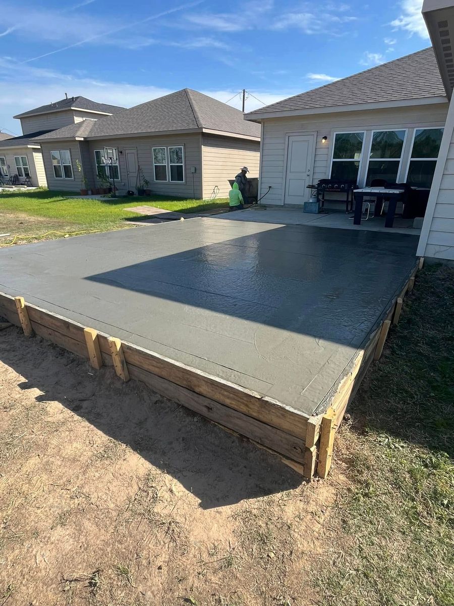 Concrete Slab Construction for Triple O Construction in Rosharon, TX