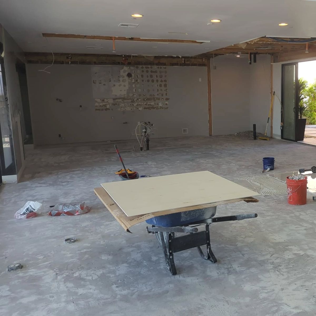 Custom Home Building for IZ General Repairs in Las Vegas, NV